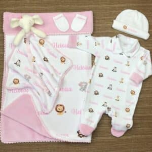 saída-manternidade-para-bebê-personalizado-plush-meninas-rosa-branco